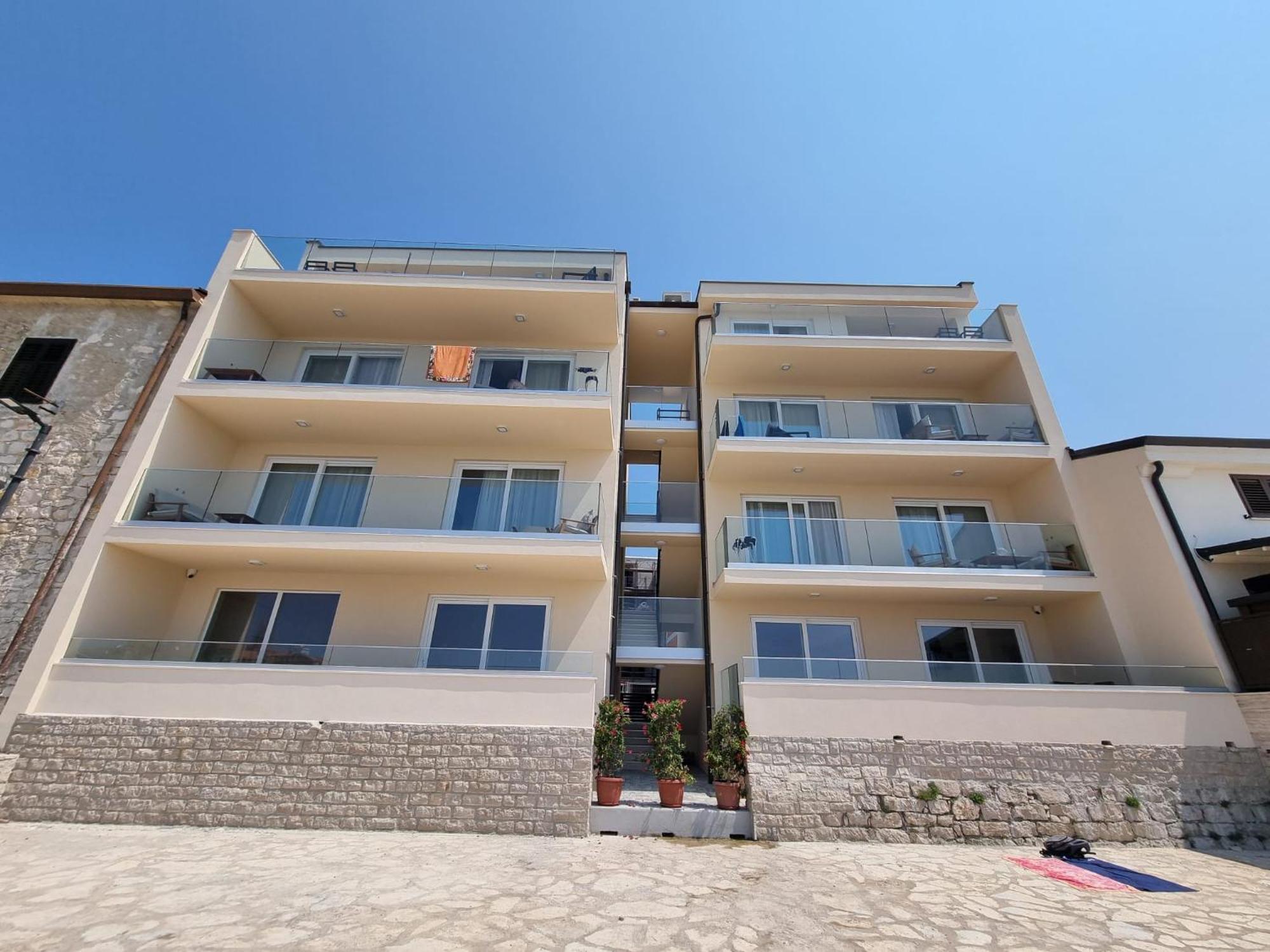 Calypso Residence Umag Buitenkant foto