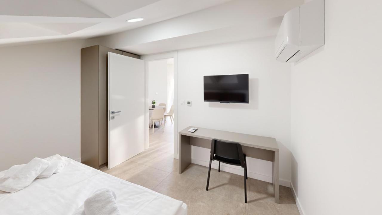 Calypso Residence Umag Buitenkant foto