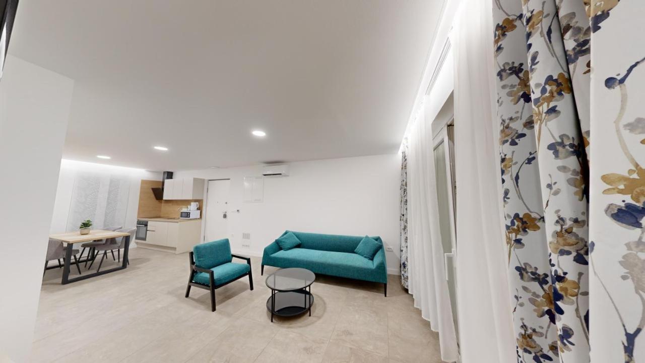 Calypso Residence Umag Buitenkant foto